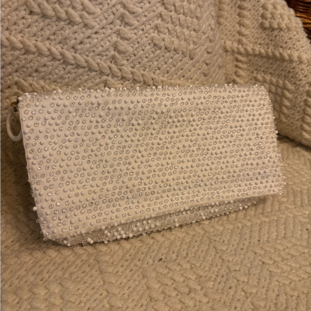 Elegant White Beaded Clutch